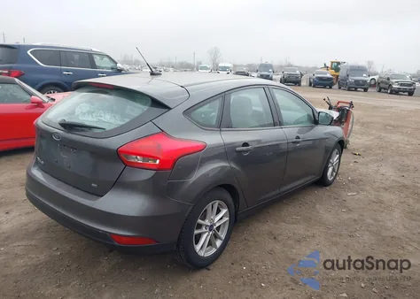 2018 Ford Focus Se z USA, uszkodzony, nr VIN 1FADP3K22JL327101